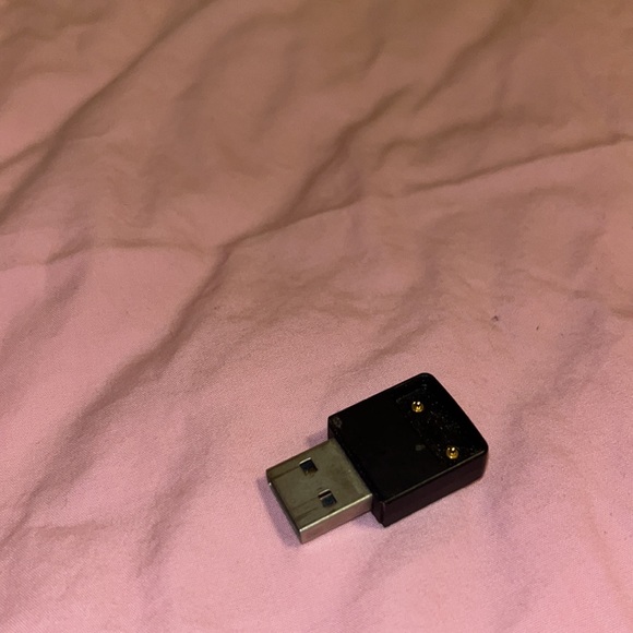 JUL POD CHARGER doesnt include jul - Picture 2 of 4